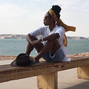 Meet your Posher, Candis